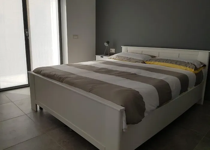 New Luxury In With Sea View